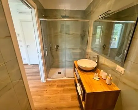 Petrarca - Camere&suites 3* Triflisco
